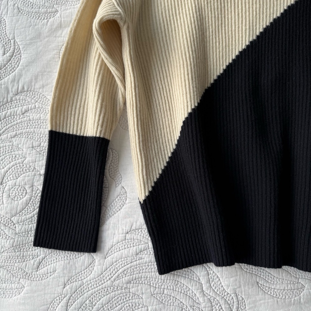 Reiss - Lizzie Cashmere & Wool Blend Sweater - Ivory and Navy - Picture 9 of 14